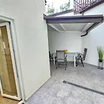 アパート Center By Istrian コペル