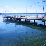 Center By Istrian コペル